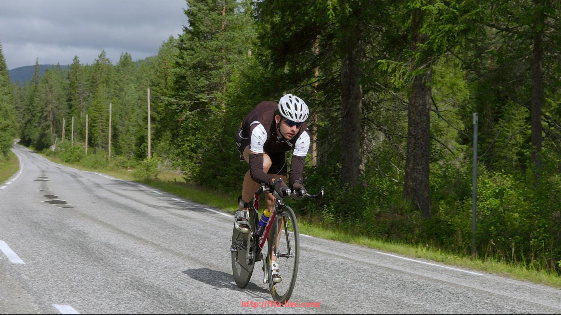 世俱杯直播-法甲外援适应性对照分析：新援与老将表现差距详解